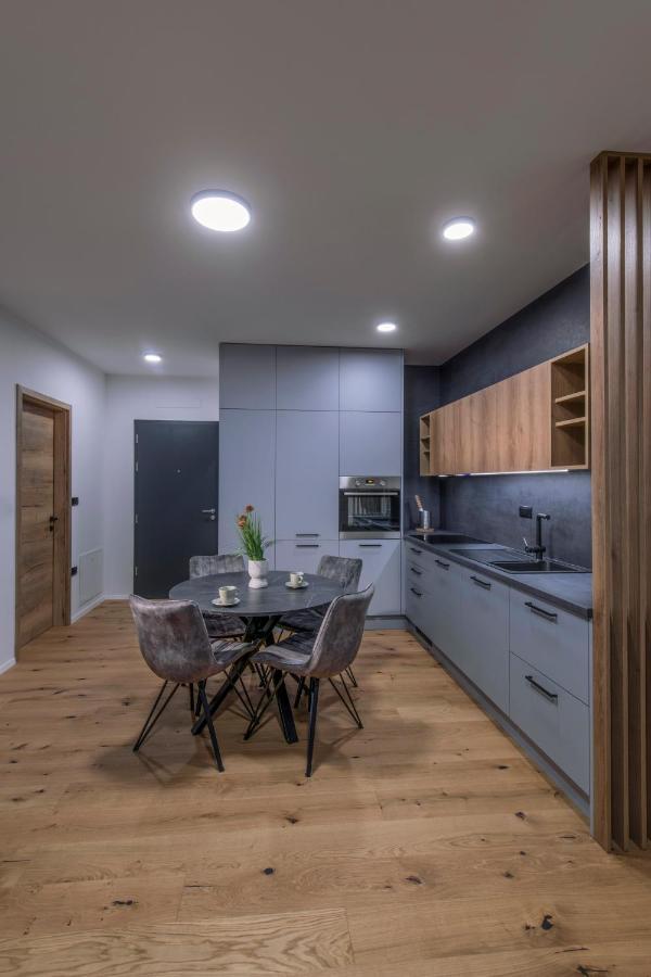 Apartmaji Harpf 슬로벤 그라데츠 외부 사진