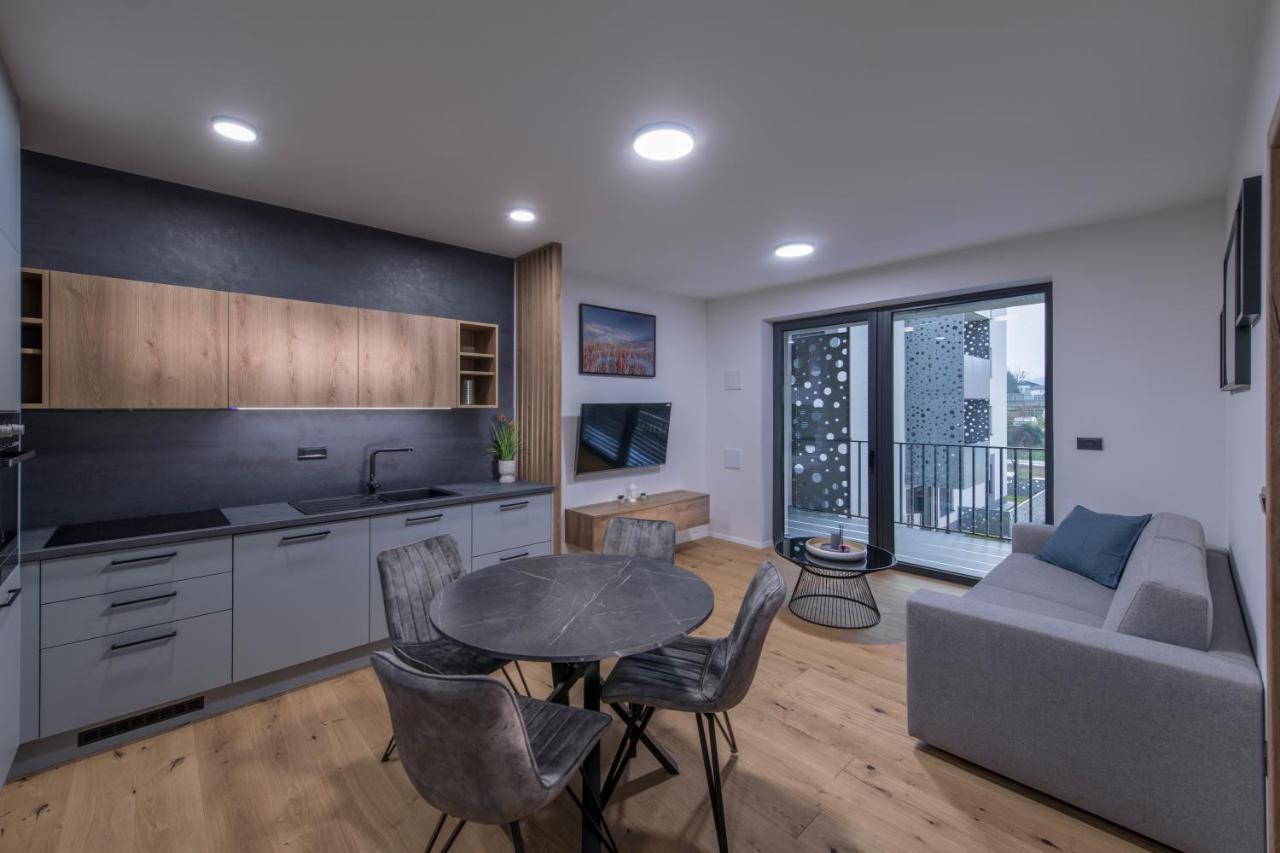 Apartmaji Harpf 슬로벤 그라데츠 외부 사진